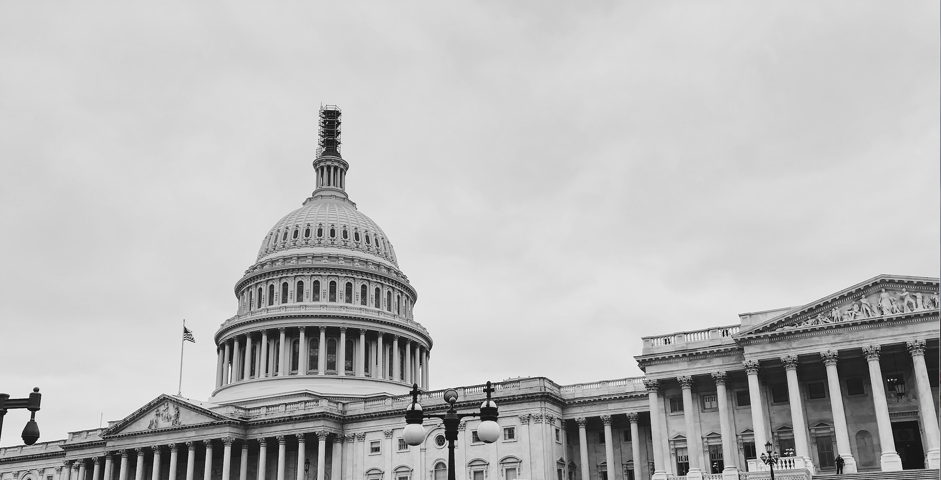 Innsikt: USA: Asymmetrisk polarisering, illiberalisme og Det republikanske partiet